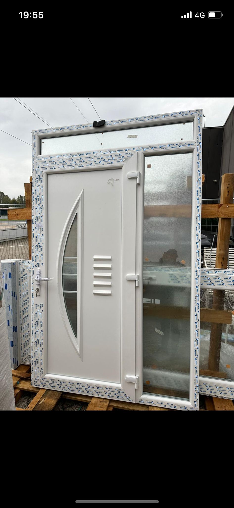 Portoncino bianco con vetro decorato